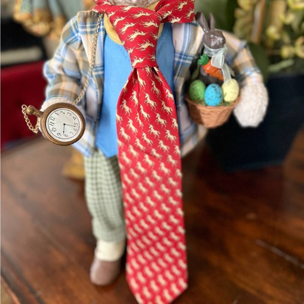 Vintage Hermès Silk Tie – Unicorn Print – Pristine Condition